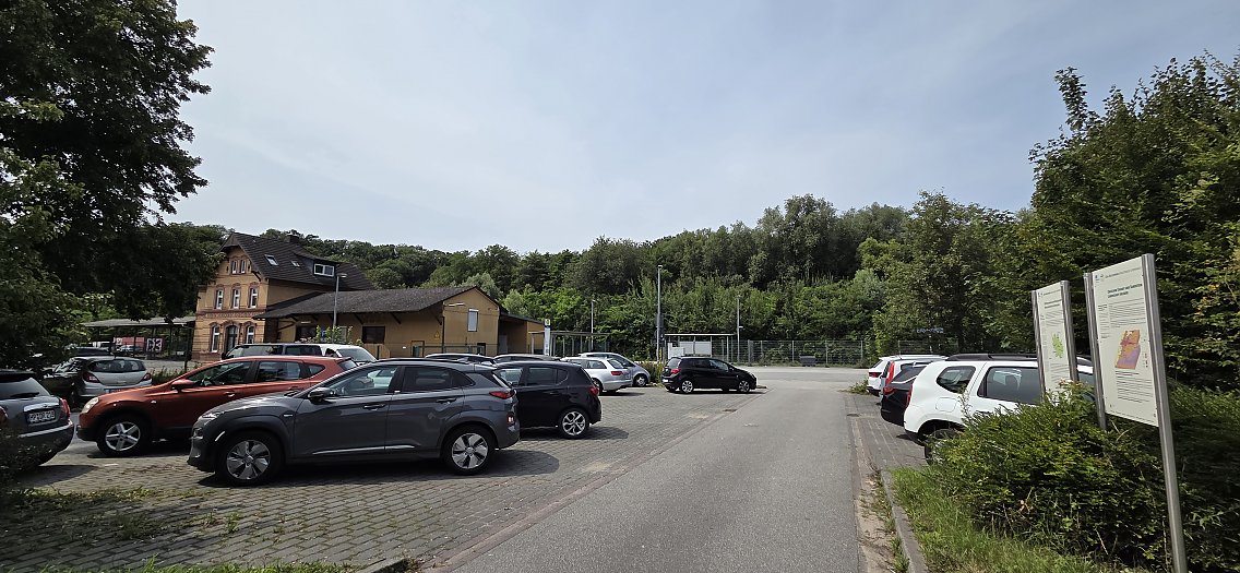 Bahnhofsvorplatz in Mörlenbach