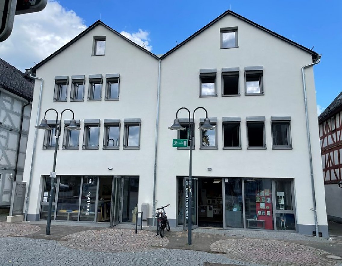 Neues Stadthaus am Marktplatz im Jahr 2024